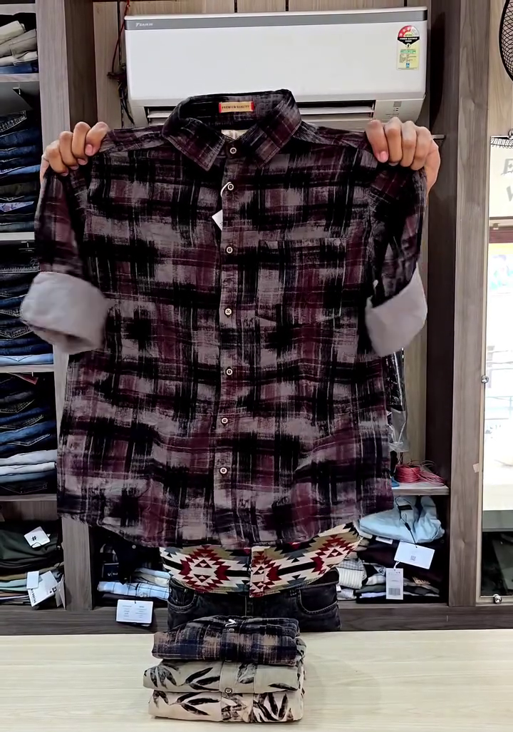Men’s Checked Casual Shirt