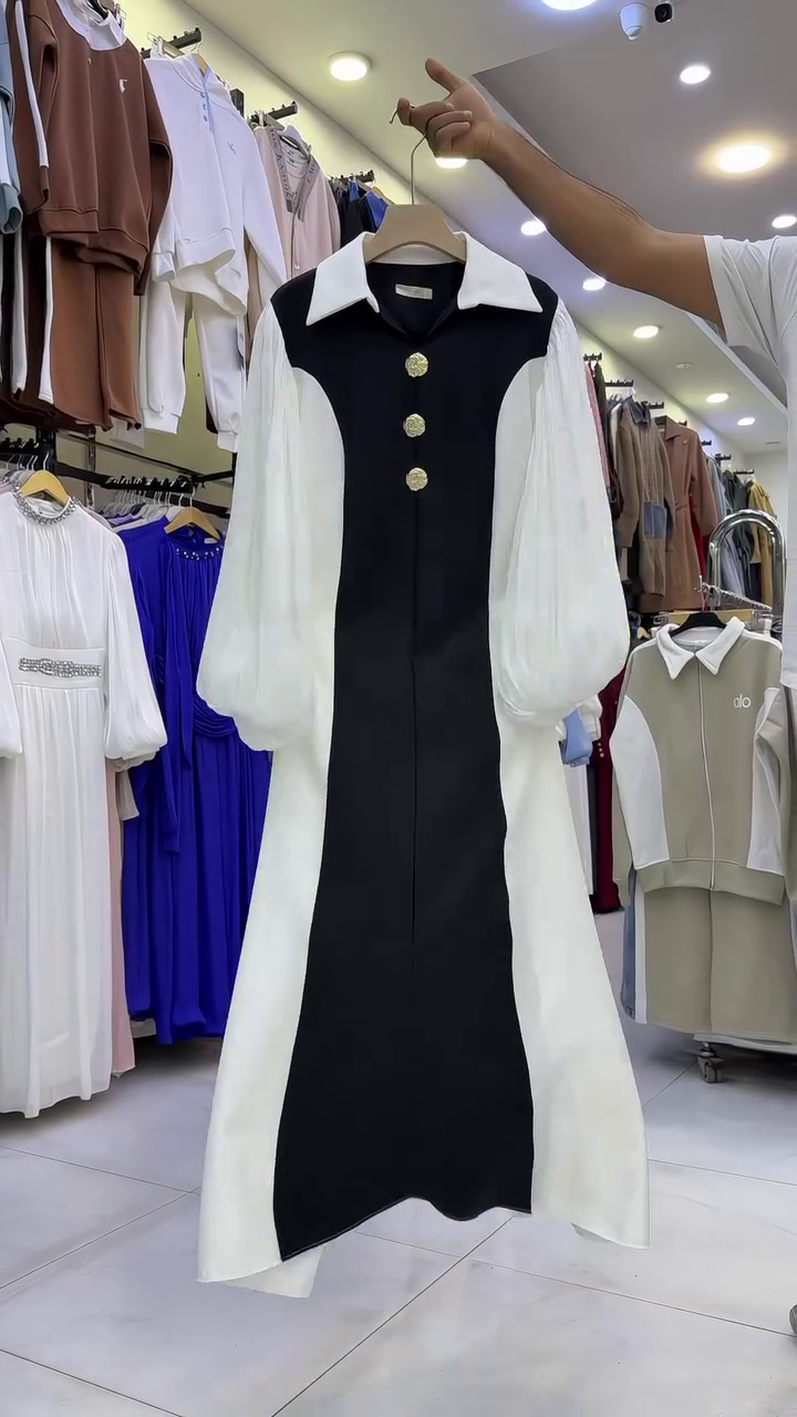 Elegant Contrast Panel Maxi Shirt Dress with Statement Buttons